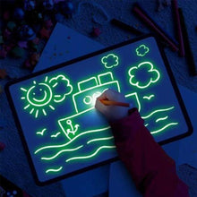 Load image into Gallery viewer, Light Drawing - Fun &amp; Developing Toy
